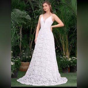 Brand New Lace Wedding Dress